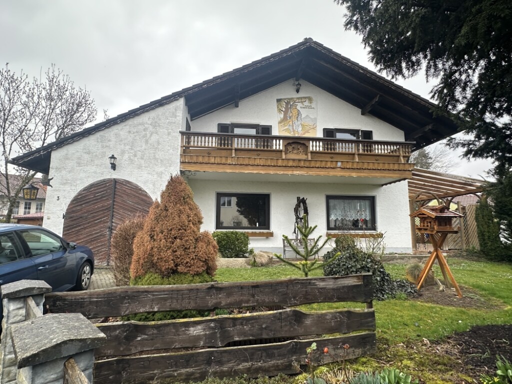 Plattling - Einfamilienhaus in Plattling - Randlage