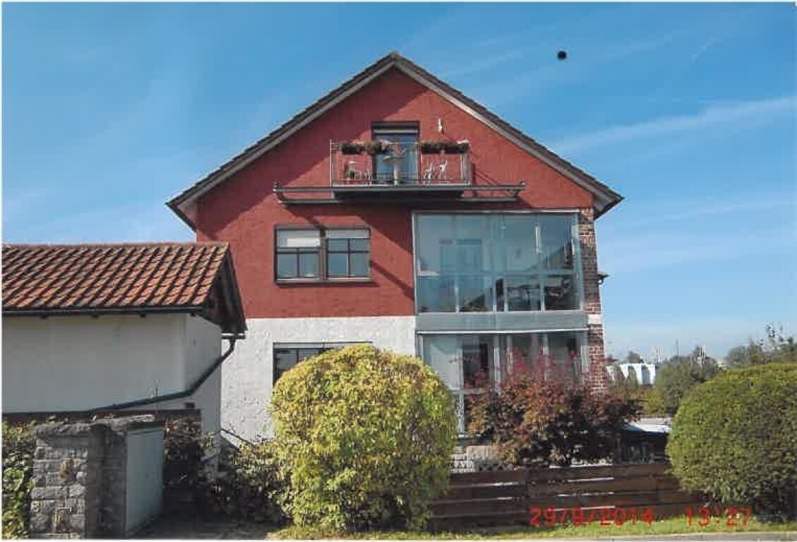 Passau - Passau-Haidenhof/Süd: Haus mit 4 WohnungenZusätzliches Baurecht für weiteres Wohnhaus im Garten