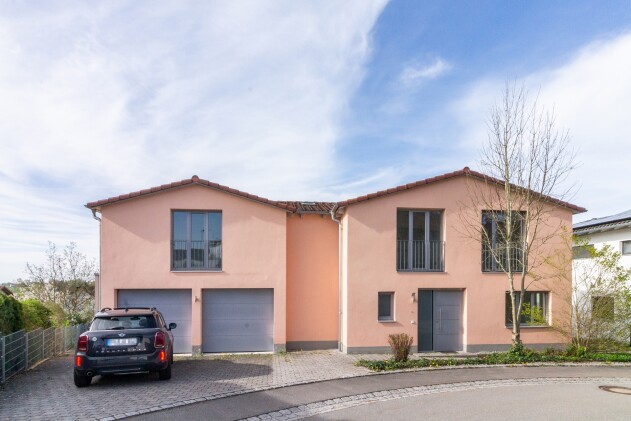 Einfamilienhaus - Einfamilienhaus mit 6 Schlafräumen – Top-Energiewert A 48,45 kWh(m²a) Ideal für eine Großfamilie