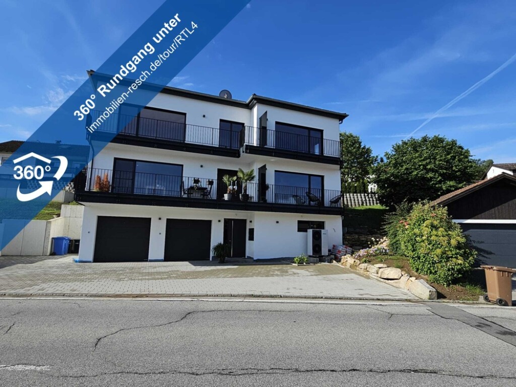 Waldkirchen - Zentrumsnah wohnen in Waldkirchen3-Zimmer-Wohnung mit Tageslichtduschbad, EBK, Terrasse und Garten