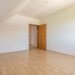 Schlafzimmer (2)