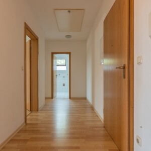 Flur (1)