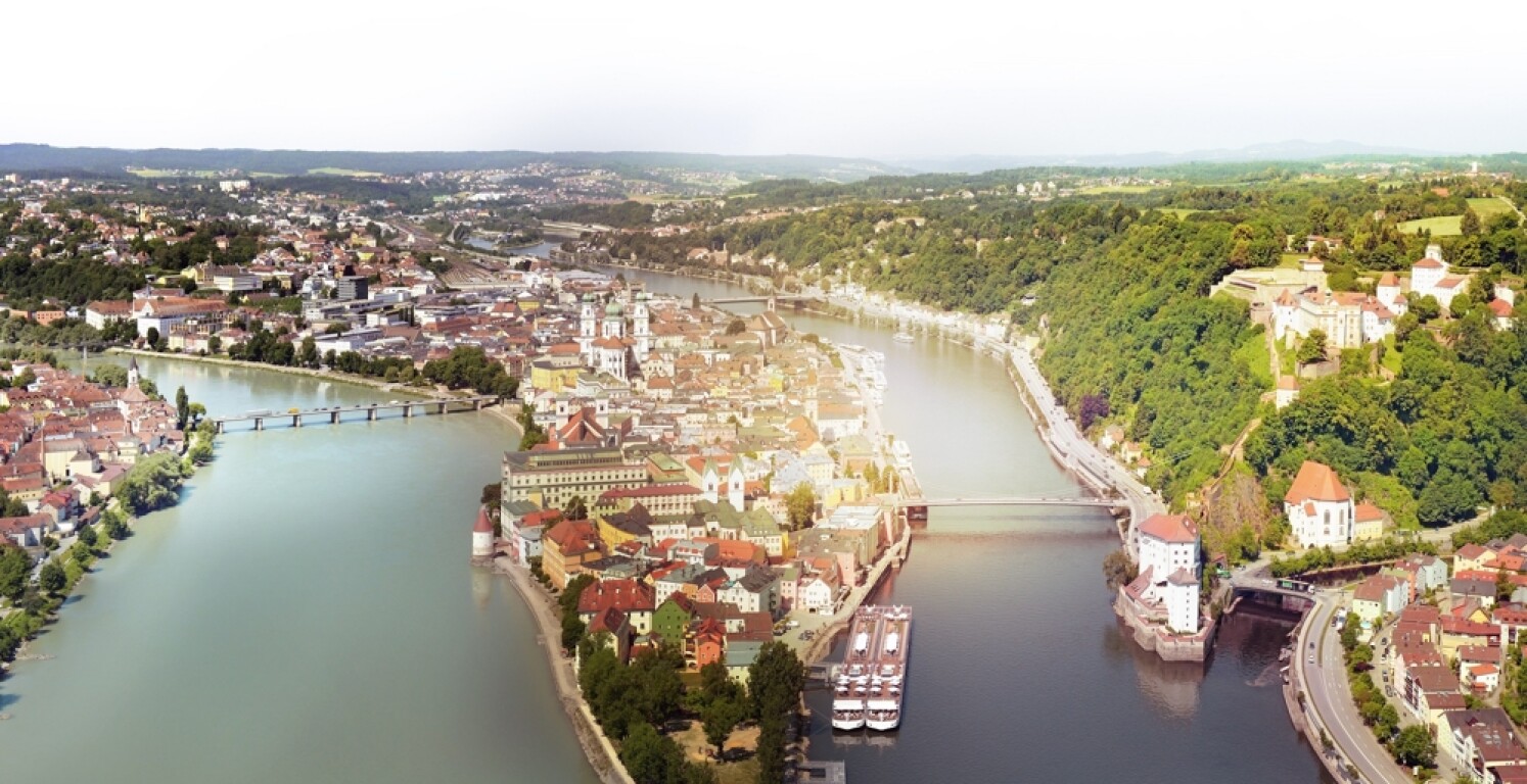 Passau - Passau-Nähe Zentrum: Haus mit 9 Wohnungen,  voll vermietet – 5,35 % Rendite