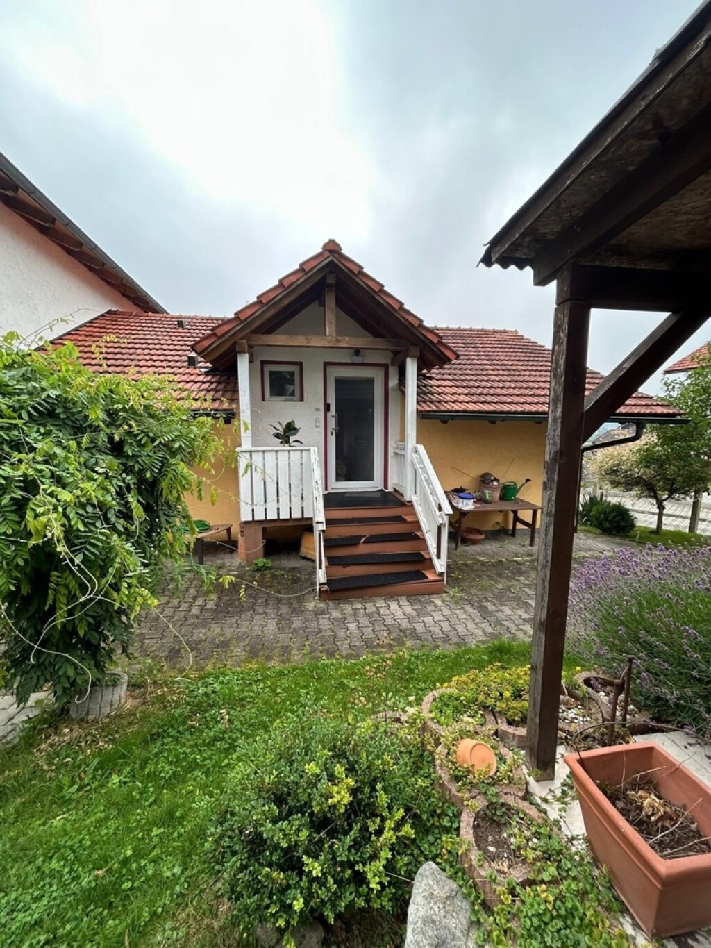 Hohenau - Einfamilienhaus-Anbau/3-Zimmer-ETW in Hohenau