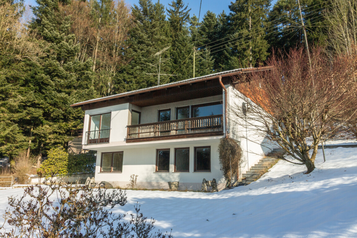 Passau - Passau-Grubweg/Ziegelreuth: Einfamilienhaus, 140 m² Wohnfläche, Baujahr: 1969, Komplettrenovierung notwendig