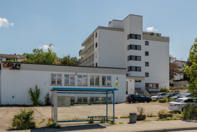 1-Zimmer-Wohnung - Praktisches 1-Zimmer-Appartement mit Duschbad und Westloggia sowie günstiger Infrastruktur
