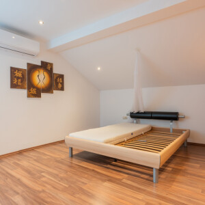 Schlafzimmer DG (1)