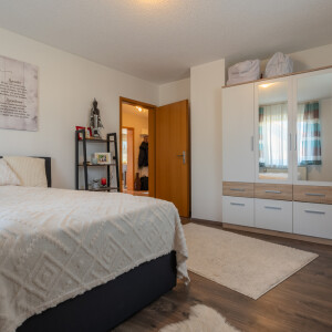Schlafzimmer (2)