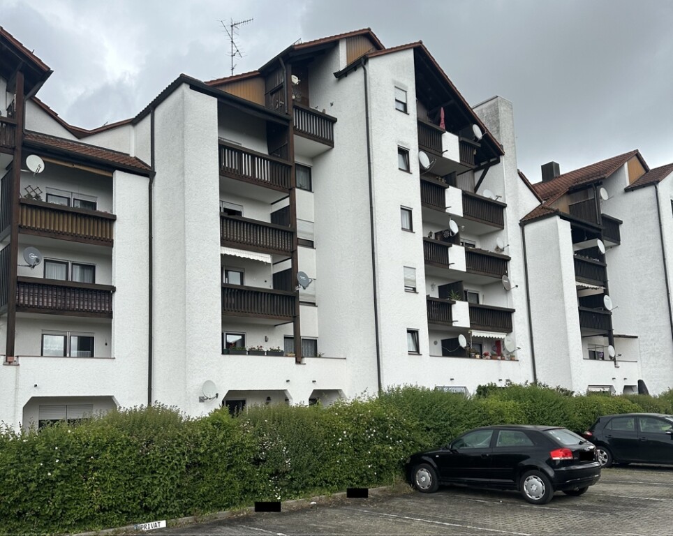 Pocking - 2-Zimmer-Wohnung mit Balkon & Tiefgarage in ruhiger Pockinger Siedlungslage