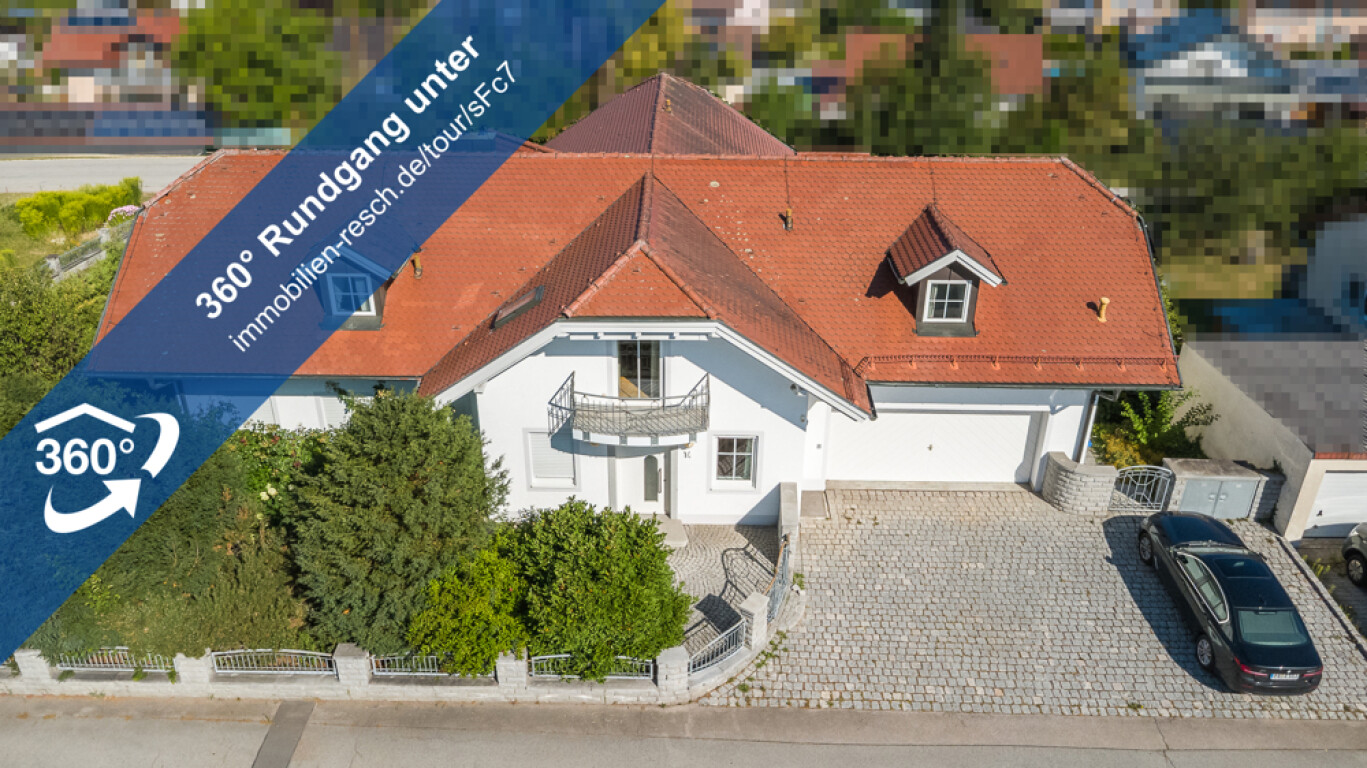 Salzweg / Straßkirchen - Großzügiges Wohnhaus in Salzweg/Straßkirchen mit 4 Tageslichtbädern, Kachelofen und Sauna