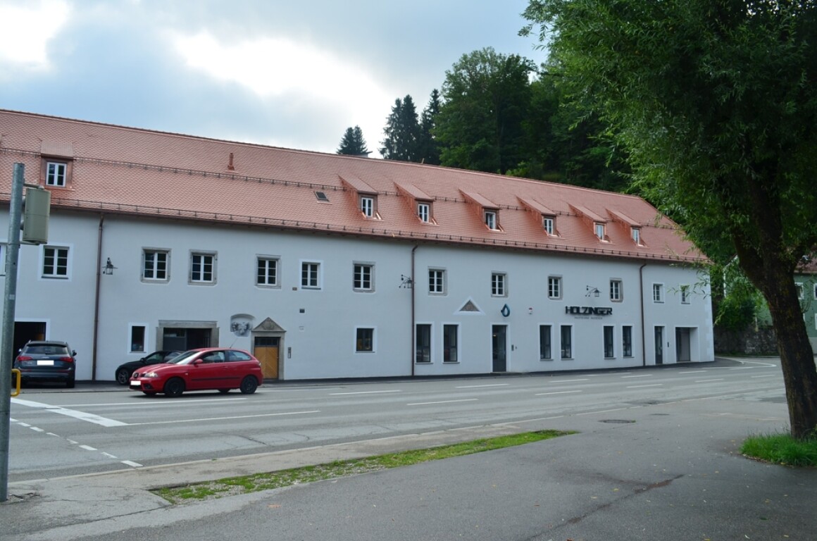 Kompakte 2-Zimmer-Wohnung mit separater Küche und Abstellraum in Passau