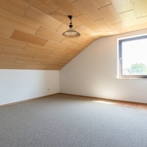 Schlafzimmer DG (1)