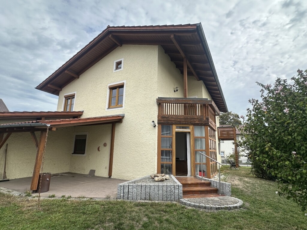 Einfamilienhaus mit Nebengebäude in Pocking Nähe Zentrum