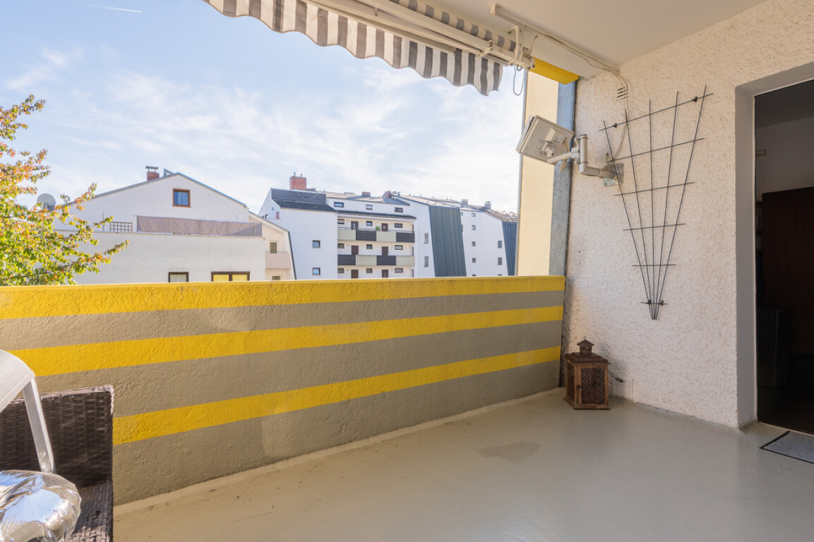 Schön aufgeteilte 4-Zimmer-Wohnung mit Balkon und herrlichem Ausblick – auch ideal für Eigennutzer