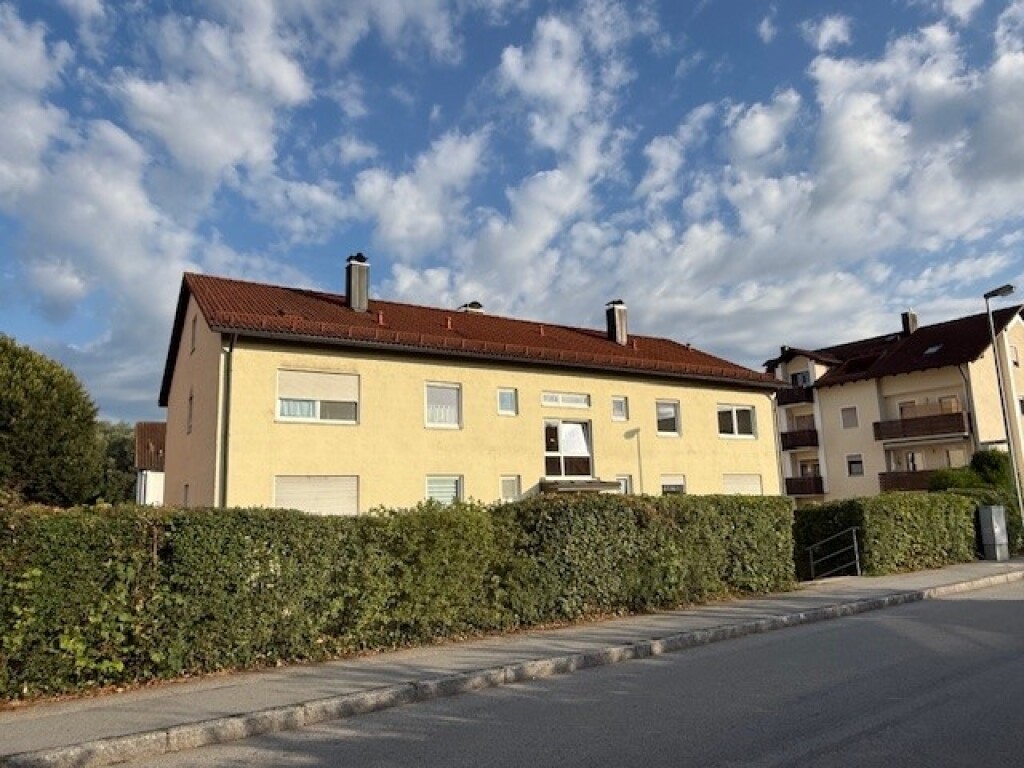 Passau - Passau-Neustift: 4 Zimmer Wohnung mit Westbalkon in zentraler Lage