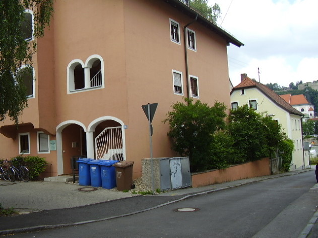 1-Zimmer-Studentenappartement  - Topp Lage mit super Aussicht zum Inn!