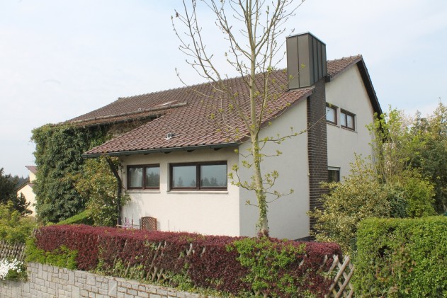 Einfamilienhaus - Salzweg: Einfamilienhaus in völlig ruhiger Siedlungslage Nähe Ortszentrum