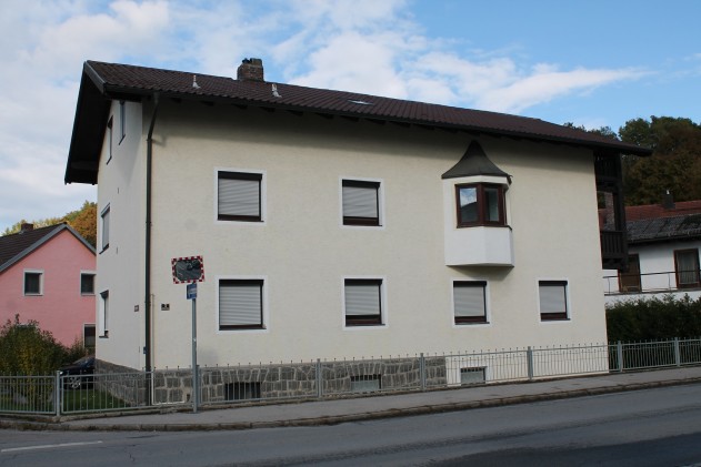 Zweifamilienhaus - Fürstenzell/Zentrum: Zweifamilienhaus