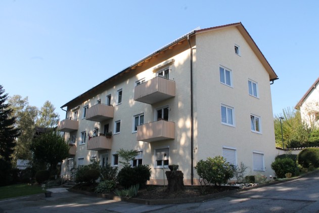 Mehrfamilienhaus - Passau: Mehrfamiliienhaus - 8 Wohnungen - 7 Garagen - 495 m² Wohnfläche