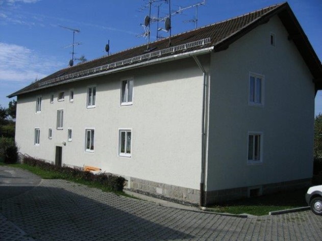 8-Parteienhaus - 8-Parteienhaus in Tittling/Zentrum 