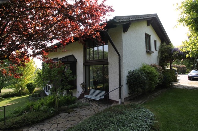 Landhaus-Villa - Passau-Nordwest 18 km: Landhaus-Villa aus den 80ern mit Hallenbad