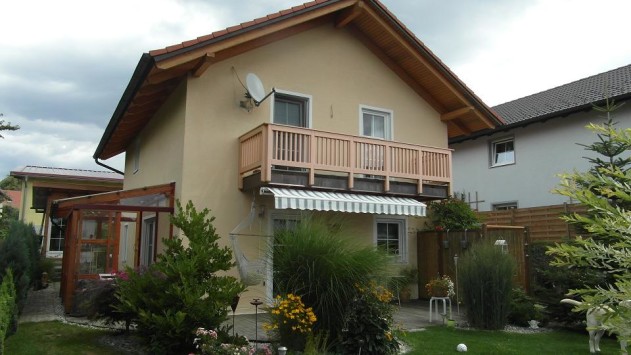 Einfamilienhaus - Neuburg/Inn: Neuwertiges Einfamilienhaus in ruhiger Lage