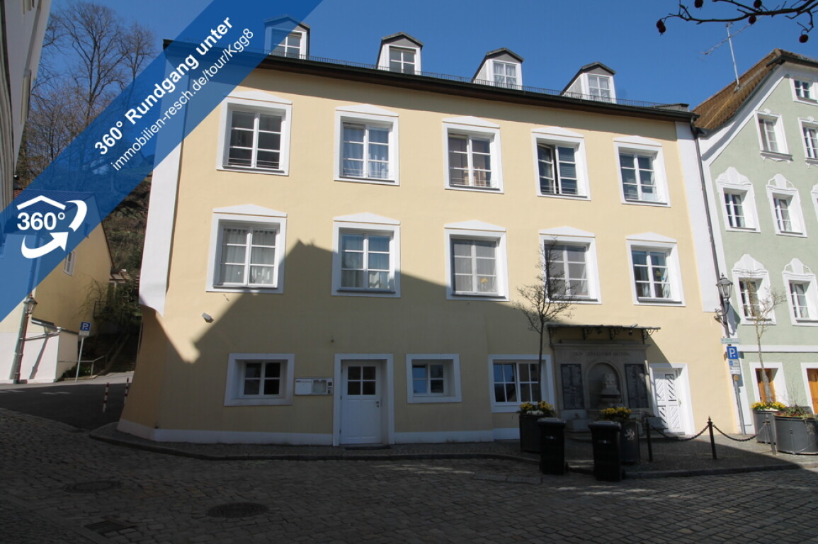 Passau - Ruhige Wohnlage mit Altstadtflair 2-Zimmer-Dachgeschoss Wohnung direkt am Halser Marktplatz