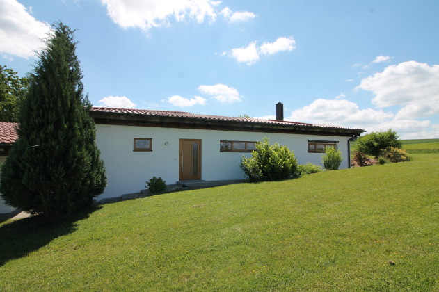 Bungalow - Großraum Fürstenzell: Bungalow Baujahr 2004 in Randlage – nur 2 Nachbarn