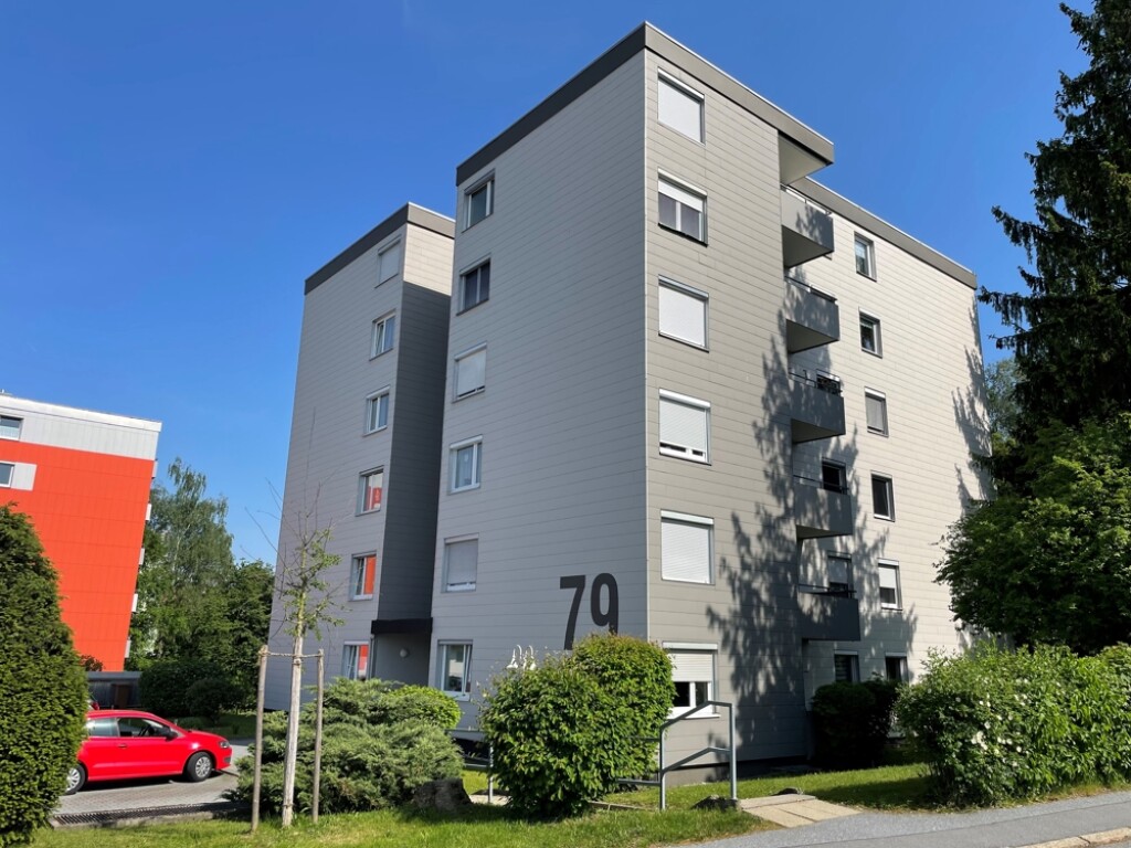 Praktisch geschnittene 2-Zimmer-Wohnung mit separater Küche und Balkon in Passau Rittsteig