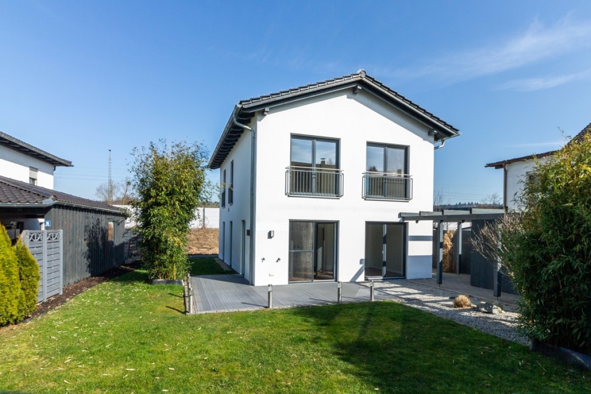 immobilien-resch-die-bahn-st-rt-sie-nicht-passau-heining-kfw-70
